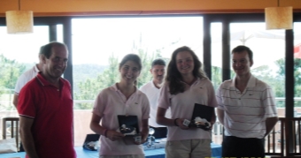 Fátima Fernández y Belén García Campeonas Dobles de Galicia 2013