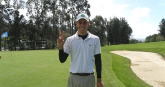 Íñigo López-Pizarro vence en Rois con dos bajo par