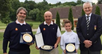 José Ángel Reñones logra el tercer puesto en el Open de Praga de Pitch&Putt