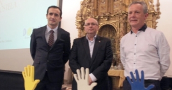 José Antonio Rey Pazos recibe el premio de la Fundación Down Compostela