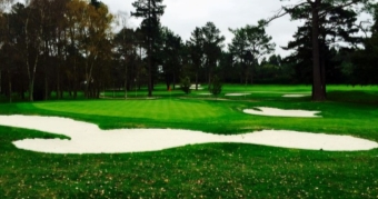 El Real Club de Golf de La Coruña cambia la arena de sus bunkers