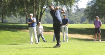 Santiago Tarrío lider con 6 abajo en La Alcaidesa