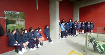 Visita del Colegio J. S. Elcano al Campo Fundación Monte Castrove