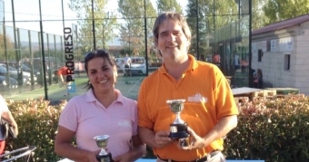 Yolanda Salgado y José A. Pérez Reñones Campeones de Pitch&Putt